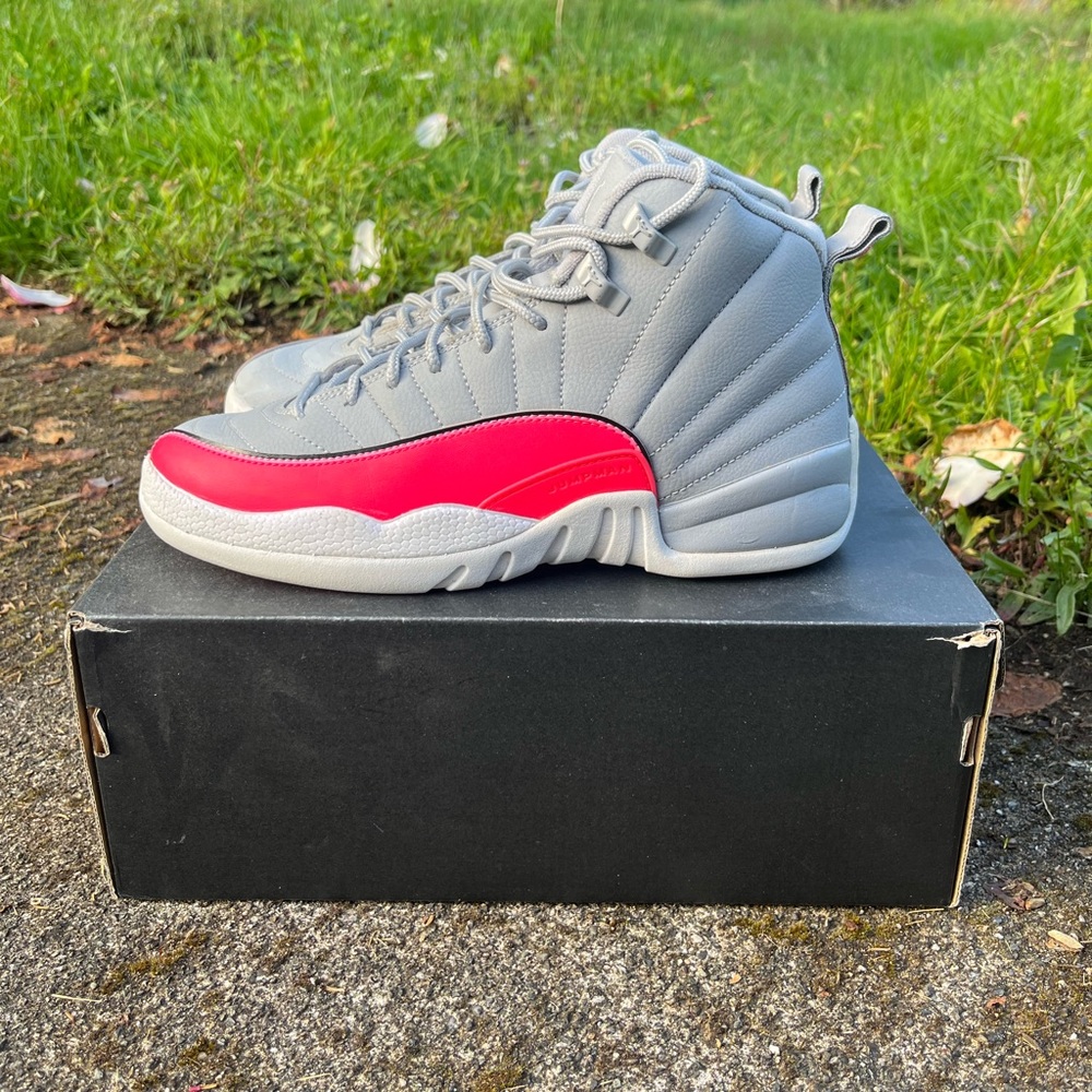 i am selling the Jordan 12 “Wolf Grey Racer Pink”
